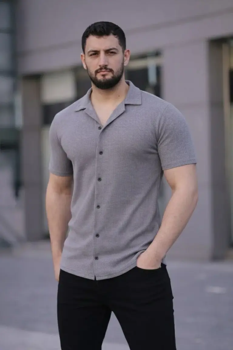Waffle Kumaş Kısa Kollu Düğmeli Açık Yaka Regular Fit Gömlek - Gri