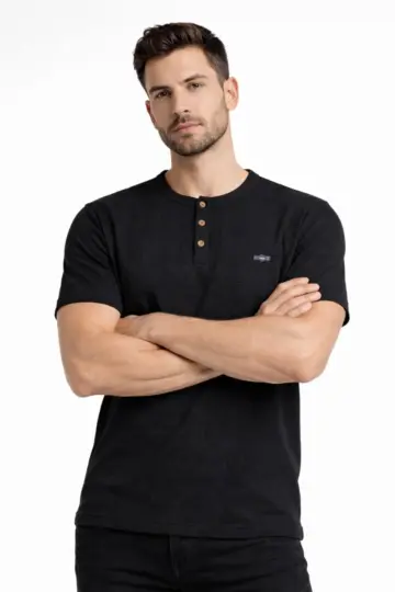 Waffle Dokulu Likralı Henley Yaka Düğmeli Regular Kısa Kol T-Shirt - Siyah