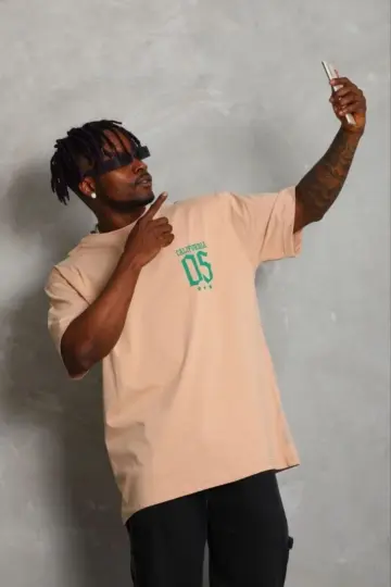 Baskılı T-Shirt Kısa Kol Bisiklet Yaka Regular Fit Tişört - Bej