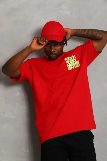 Baskılı T-Shirt Kısa Kol Bisiklet Yaka Regular Fit Tişört - Kırmızı