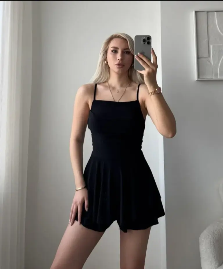 Straplez Mini Etek Görünümlü Şortlu Elbise Büzgülü Şık Yazlık - Siyah