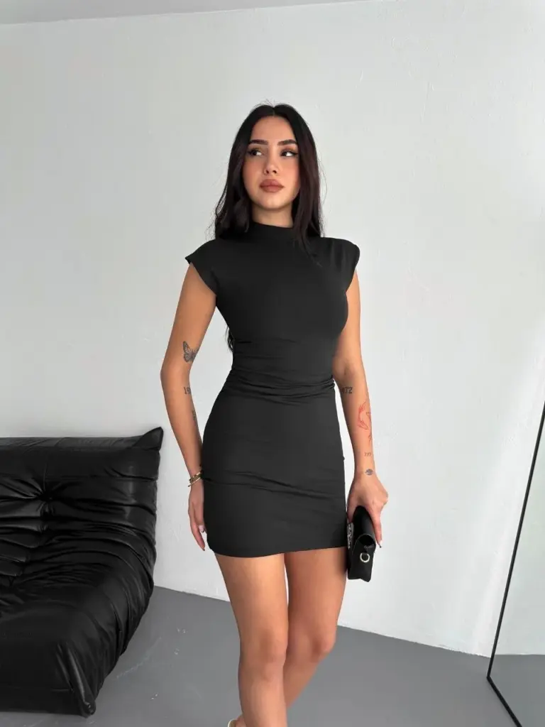 Mini Elbise Yarım Balıkçı Yaka Vücuda Oturan Şık Günlük Elbise - Siyah