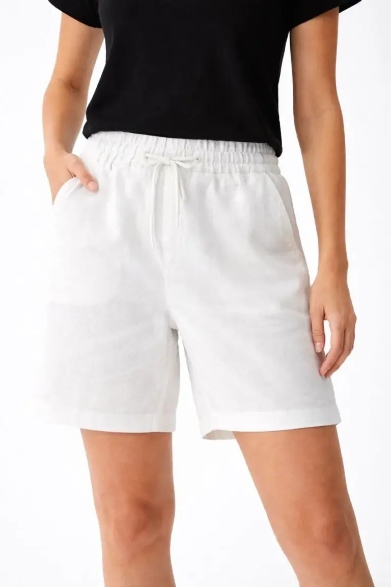 Keten Kumaş Cepli Rahat Kesim Bel Lastikli Şort - Beyaz