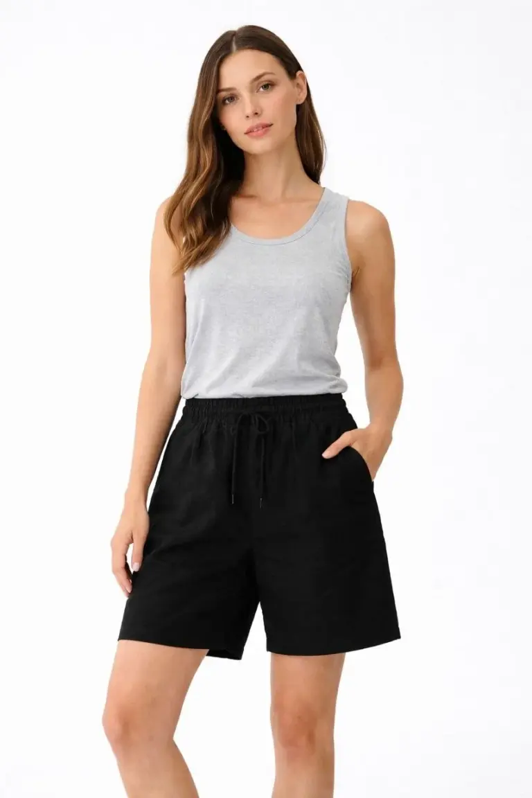 Keten Kumaş Cepli Rahat Kesim Bel Lastikli Şort - Siyah