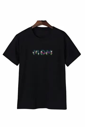 Anneler Gününe Özel Tasarım mom Çiçek Baskılı T-shirt - Siyah