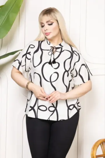 Desenli Püsküllü Viskon Bluz Bebe Yaka Battal Beden Kısa Kol