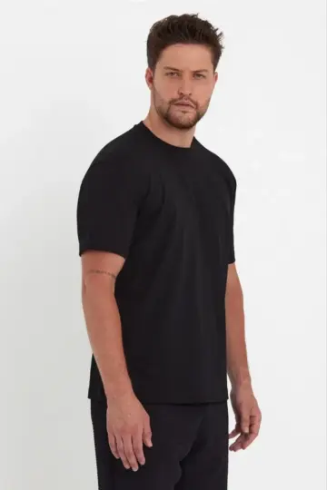 Düz Penye Tişört Bisiklet Yaka Kısa Kol Regular Fit T-Shirt - Siyah