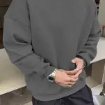 Düz Bisiklet Yaka 3 iplik pamuklu sweatshirt - Füme