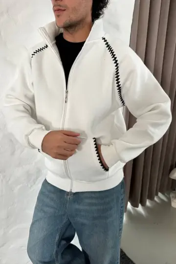 Oversize Dik Yaka Fermuarlı Sweatshirt - Zincir Nakışli Kanguru Cepli - Beyaz