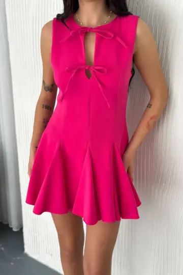 Göğüs Bağlamalı Kolsuz Mini Boy Elbise - Pembe