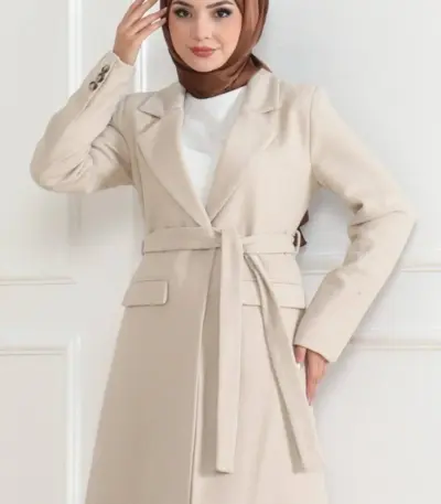 Kaşe Kaban Uzun Boy Kruvaze Yaka Kuşaklı Tesettür Kaban Astarlı Yünlü Dokuma - Bej