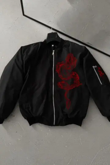 Siyah Bomber Mont Kırmızı Ejderha Desenli Fermuarlı Cepli Kapitone Astarlı - Siyah