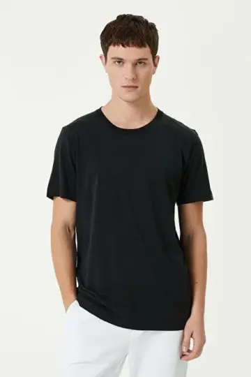 Düz Tişört Bisiklet Yaka Regular Fit Yazlık Kısa kol T-Shirt - Siyah