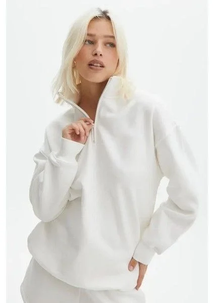 3 İplik Pamuklu Oversize Yarım Fermuarlı Yakalı Basic Sweatshirt - Beyaz