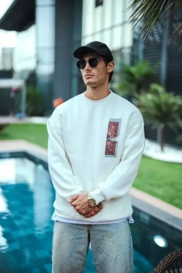 3 iplik pamuklu Bisiklet Yaka Ön ve Arka Baskılı SweatShirt - Beyaz