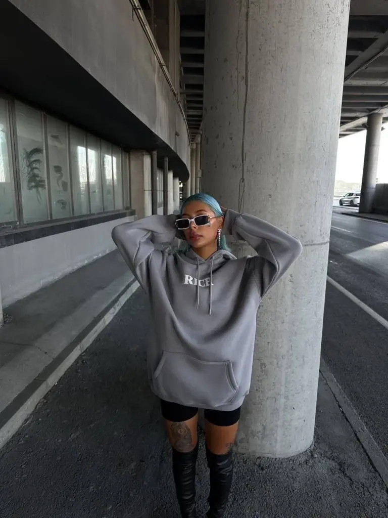 Kapüşonlu Kanguru Cepli Sweatshirt 3 İplik Pamuklu Baskılı Hoodie - Gri