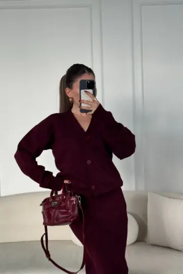 V Yaka 3 Düğmeli Hırka Triko İkili Alt-Üst Etekli Takım - Bordo