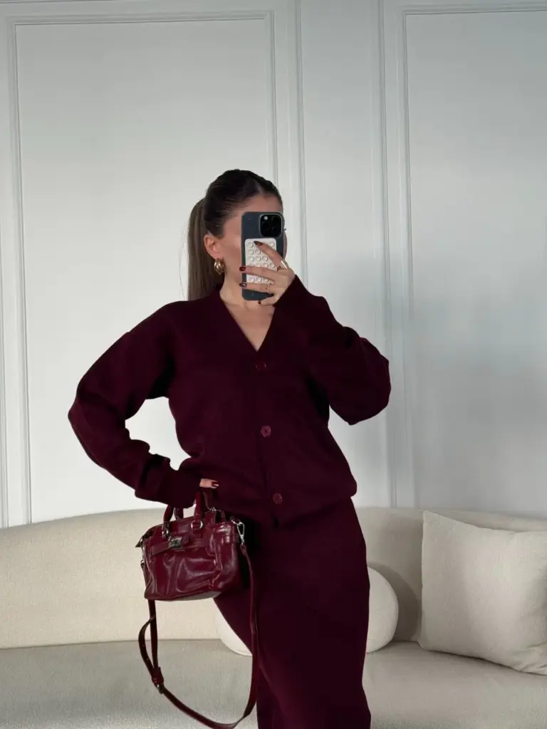 V Yaka 3 Düğmeli Hırka Triko İkili Alt-Üst Etekli Takım - Bordo