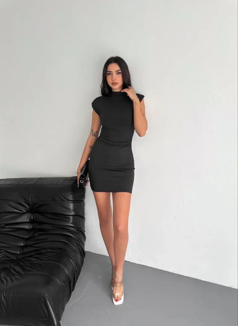 Yarım Bogazlı Kolsuz Mini Boy Elbise - Siyah