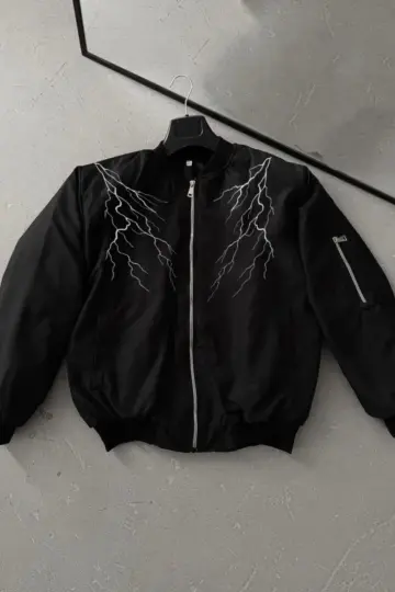 Siyah Bomber Mont Beyaz Şimşek Desenli Fermuarlı Cepli Kapitone Astarlı - Siyah